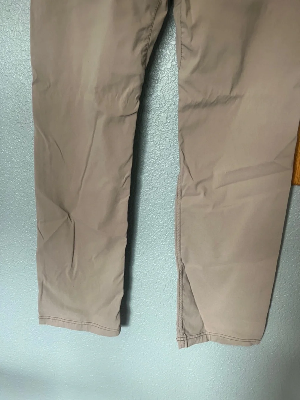 PrAna Brion Slim-Fit Pant in Sandbar 33WX32L EUC